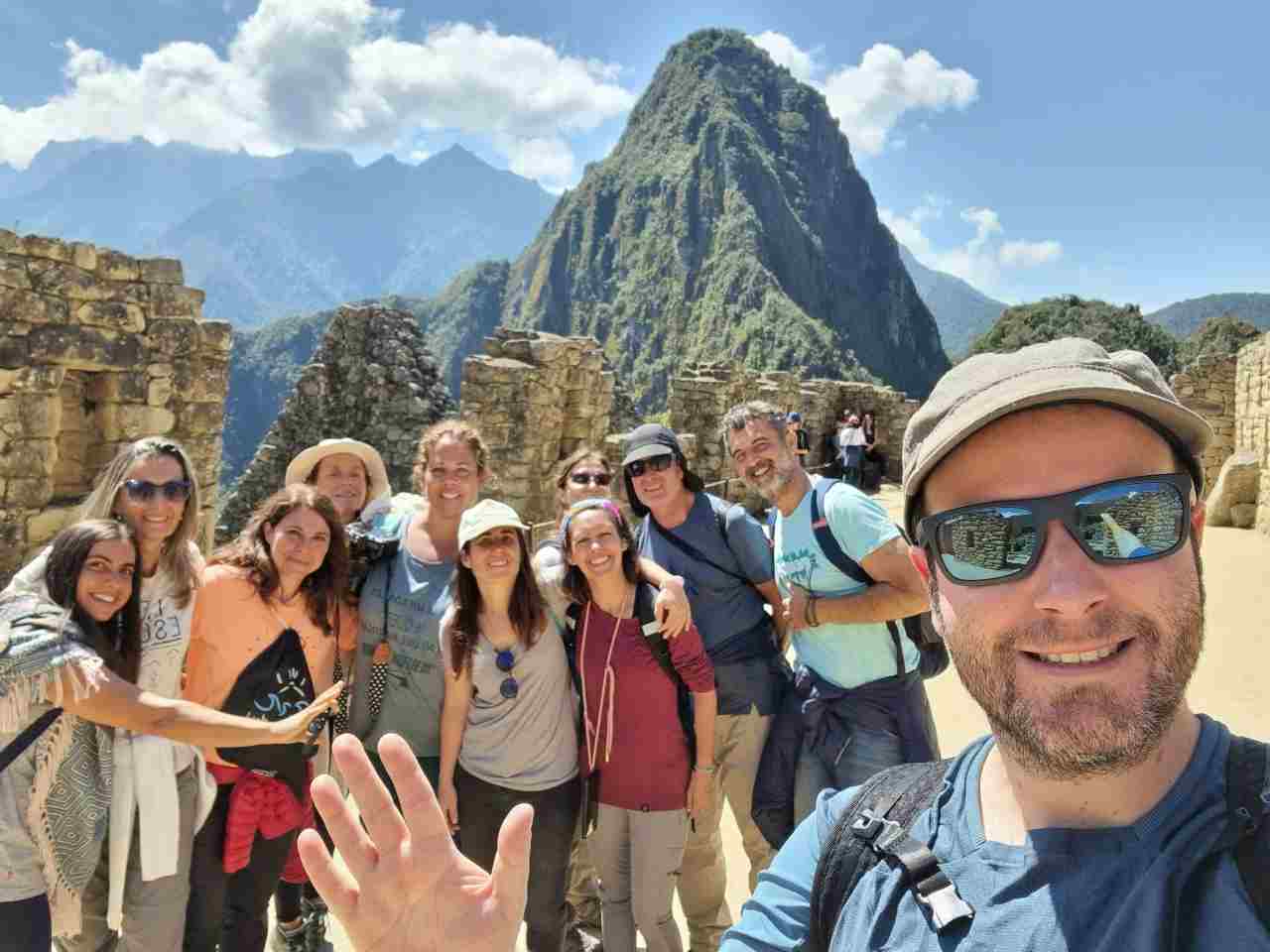 Machu Picchu en grupo