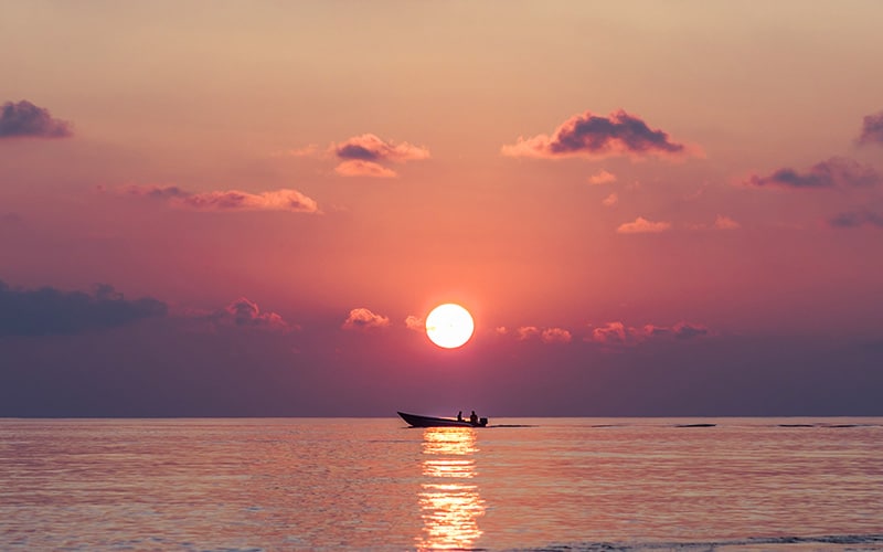 maldivas puesta de sol