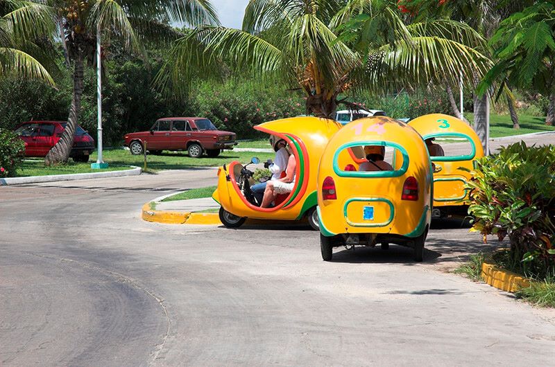 como moverte por cuba taxi