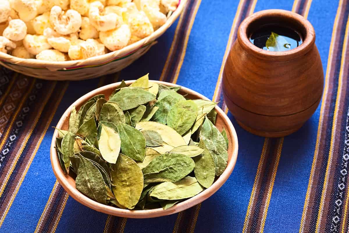 razones visitar peru mate coca